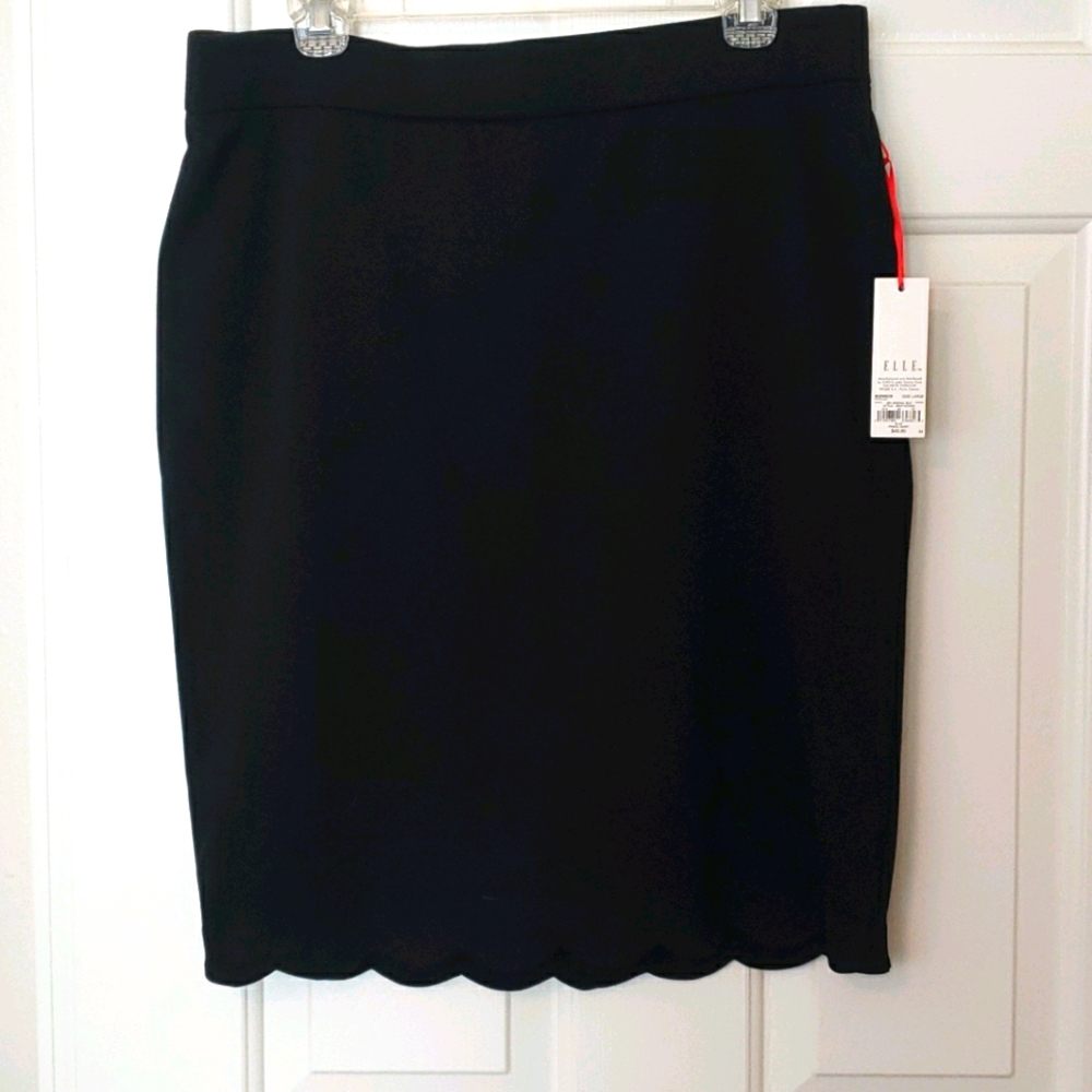 Black knit pencil skirt